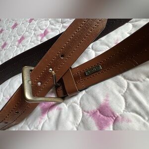 Levi's Classic Brown Cognac Genuine Leather Belt Size Large/ 38-40 Brass Buckle